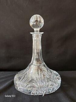 Brookside By Waterford Crystal. Cut Crystal Ship Decanter With Round Cut