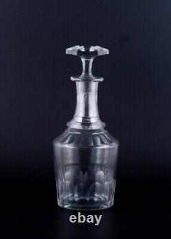 Danish glassworks, hand-blown wine decanter in clear faceted cut glass. 1930/40s