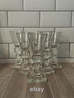 FINE GUNDERSON PAIRPOINT CUT CRYSTAL DECANTER WithSTOPPER AND 6 CORDIALS