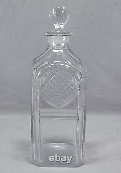 Georgian Anglo Irish Cut Diamonds Panels & Lines Spirits Decanter Circa 1810