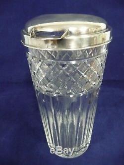 Late 19th Century Hawkes Sterling Top Brilliant Cut Ribbed Glass Decanter