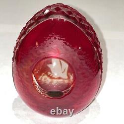 RUSSIAN FABERGE RUBY RED ART GLASS EGG penguin