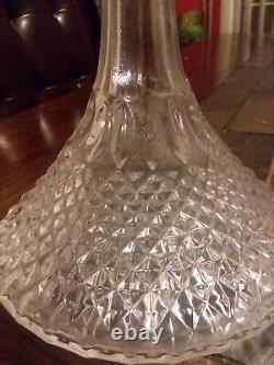 Set of 4 vintage crystal wine decanters, with lid, diamond cut