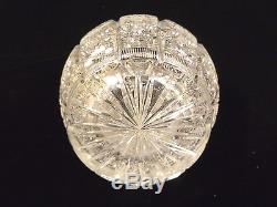 VINTAGE BOHEMIAN QUEENS LACE CUT CRYSTAL DECANTER WITH STOPPER