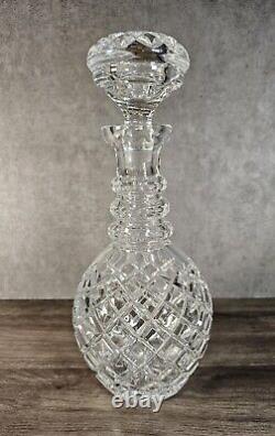 Vintage Beautiful Cut Glass Diamond pattern 3 ring Decanter