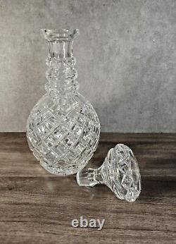 Vintage Beautiful Cut Glass Diamond pattern 3 ring Decanter